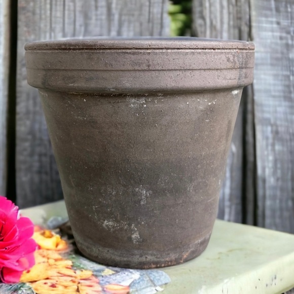 Dark Basalt Clay Standard Flower Pot Planter - Picture 4 of 14